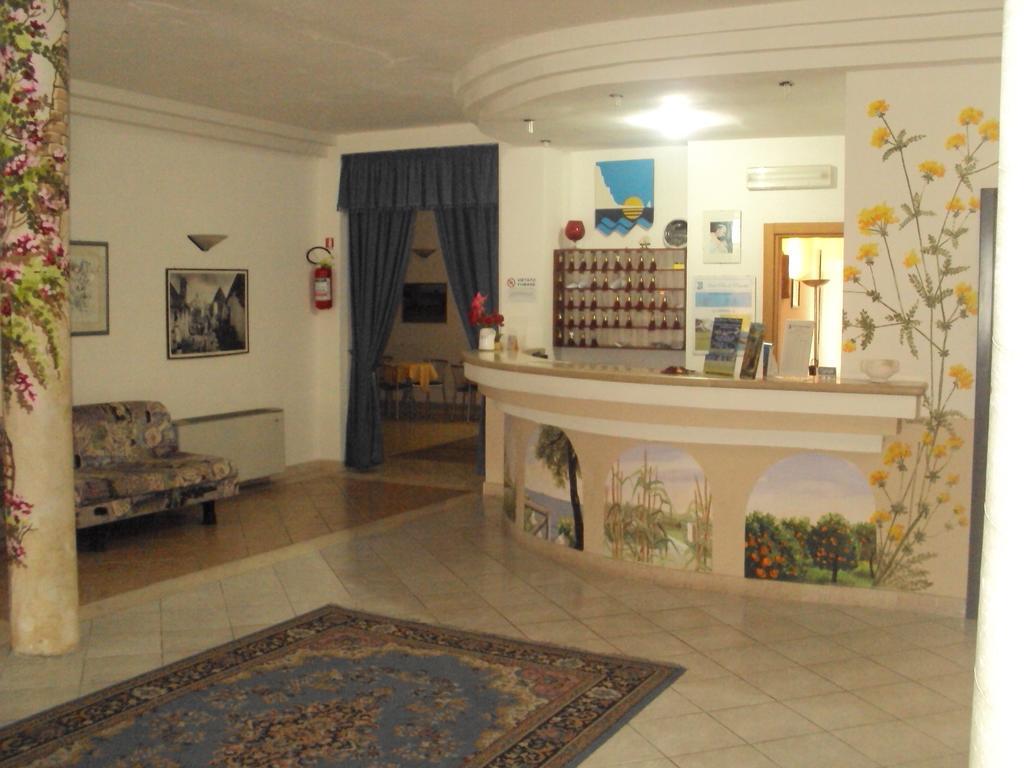 Hotel Piccolo Paradiso Di Rodi Garganico Eksteriør billede