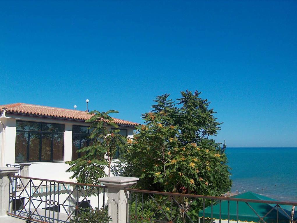Hotel Piccolo Paradiso Di Rodi Garganico Eksteriør billede