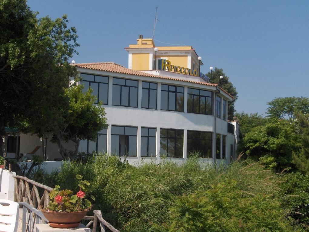 Hotel Piccolo Paradiso Di Rodi Garganico Eksteriør billede